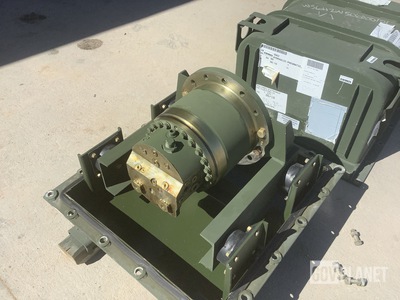 57K1021 Hydraulic Pneumatic Actuator w/Container
