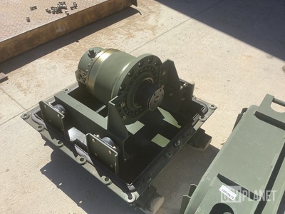 57K1021 Hydraulic Pneumatic Actuator w/Container