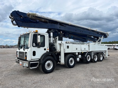 2005 Schwing 2525H-6 on 2005 Mack MR688S 10x6x3 Betonpomp vrachtwagen