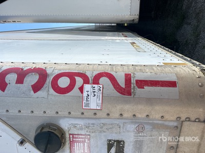 2002 Wabash DVCVHPC 53 ft T/A Van Trailer