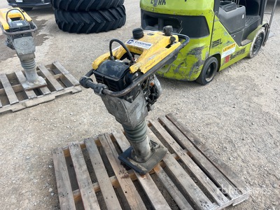Wacker Neuson BS50-2 Aggregate Hopper (Inoperable)