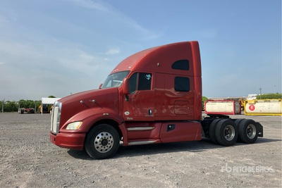 2012 Kenworth T700 6x4 Tractocamion con Dormitorio / 3- Achs Sattelzugmaschine mit Schlafkabine