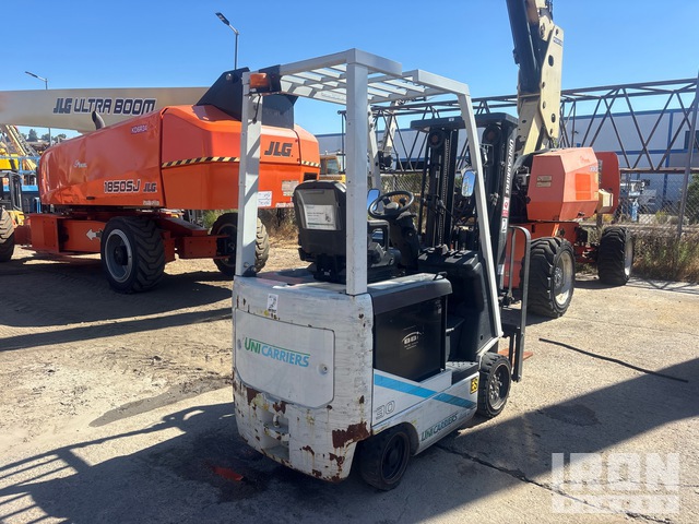 MONTACARGAS ELéCTRICO UNICARRIERS BXC30N