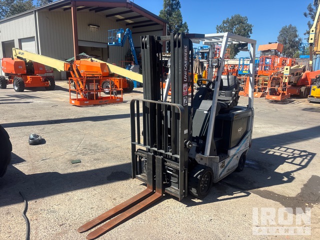 MONTACARGAS ELéCTRICO UNICARRIERS BXC30N