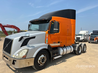 2007 Volvo VNL 6x4 Ciągnik siodłowy T/A z kabiną sypialną