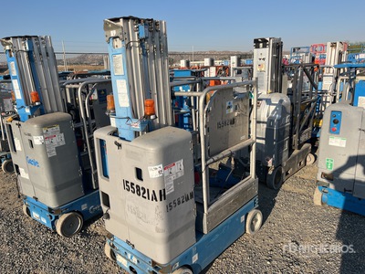 2015 Genie GR20 Vertical Mast Lift