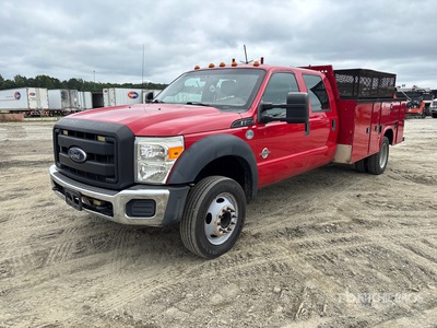 2015 Ford F-550 4x2 Crew Cab Service Truck
