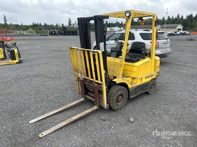 1997 Hyster H40XM 4000 lb Cushion Tire Forklift
