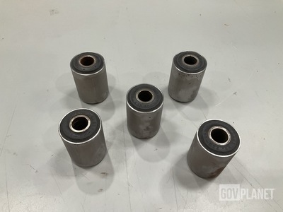 (24) Brighton Cromwell 131431 Sleeve Bushings