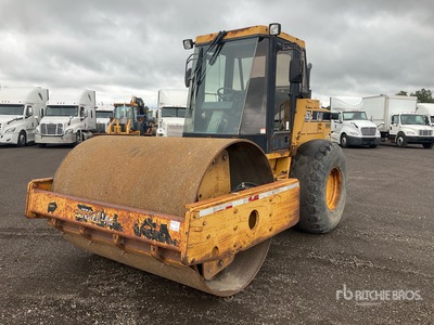 1998 Cat CS563C Smooth Drum Compactor