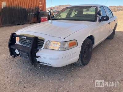 2000 Ford Crown Victoria Sedan