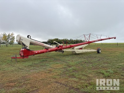Farm King 16104 16 in x 104 ft Telescopic Swing 穀物用オーガー