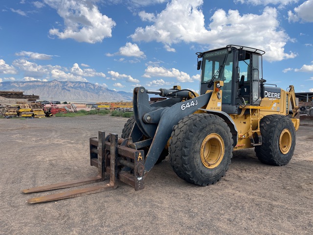 2004 John Deere 644J Wheel Loader