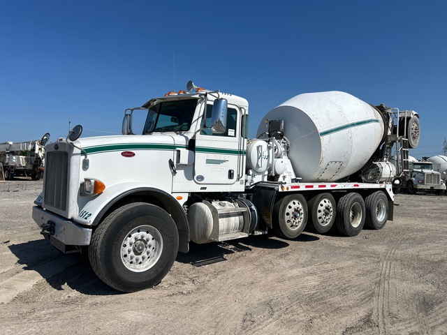 2015 Peterbilt 365 12x4 Mixer Truck