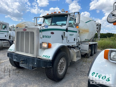 2014 Peterbilt 365 10x4 Mixer Truck