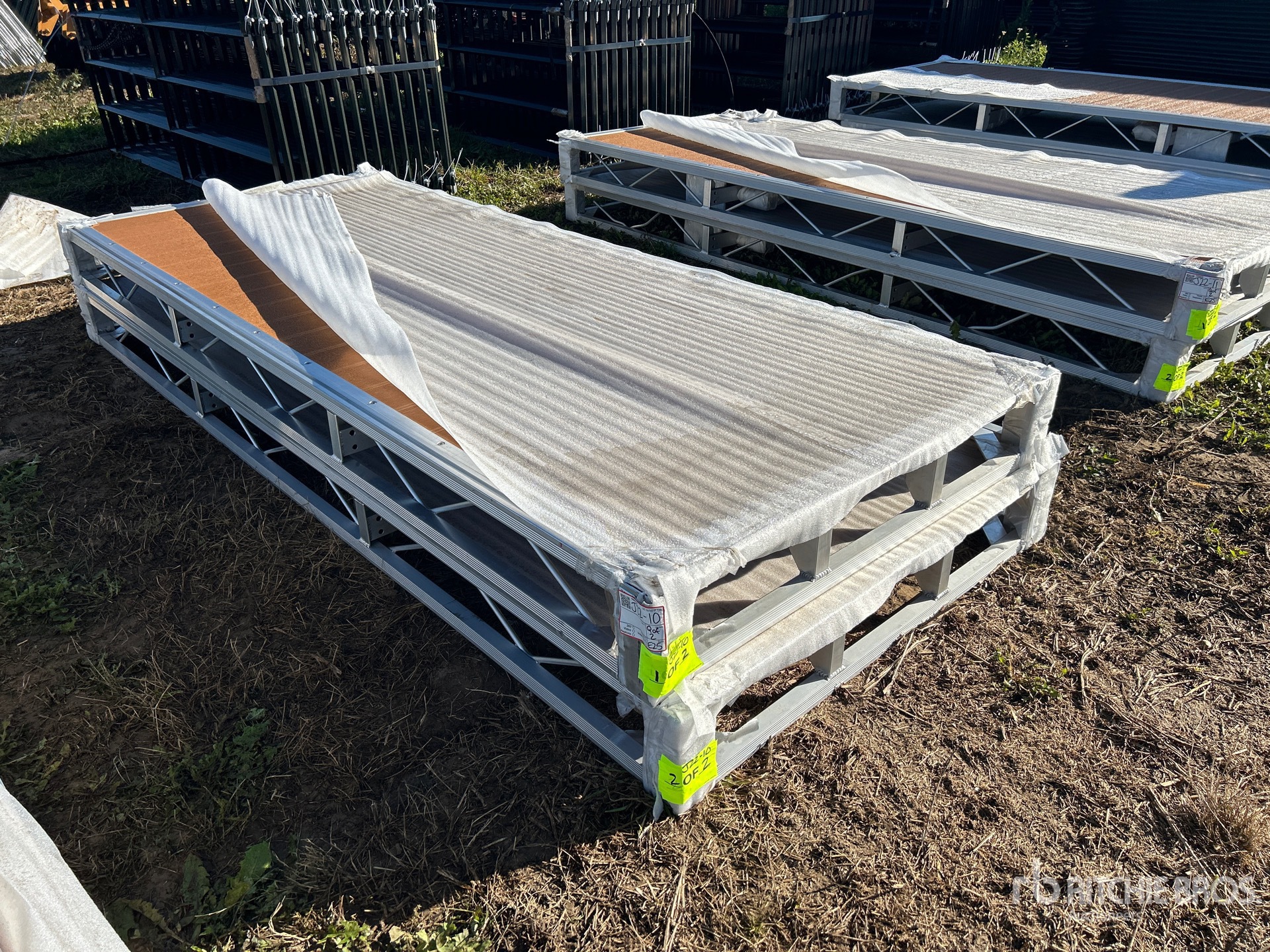 Quantity of (2) 2024 BYT BDF412 4 ft x 10 ft Aluminum Boat Dock Section Kit Attrezzatura varia marina (Unused)