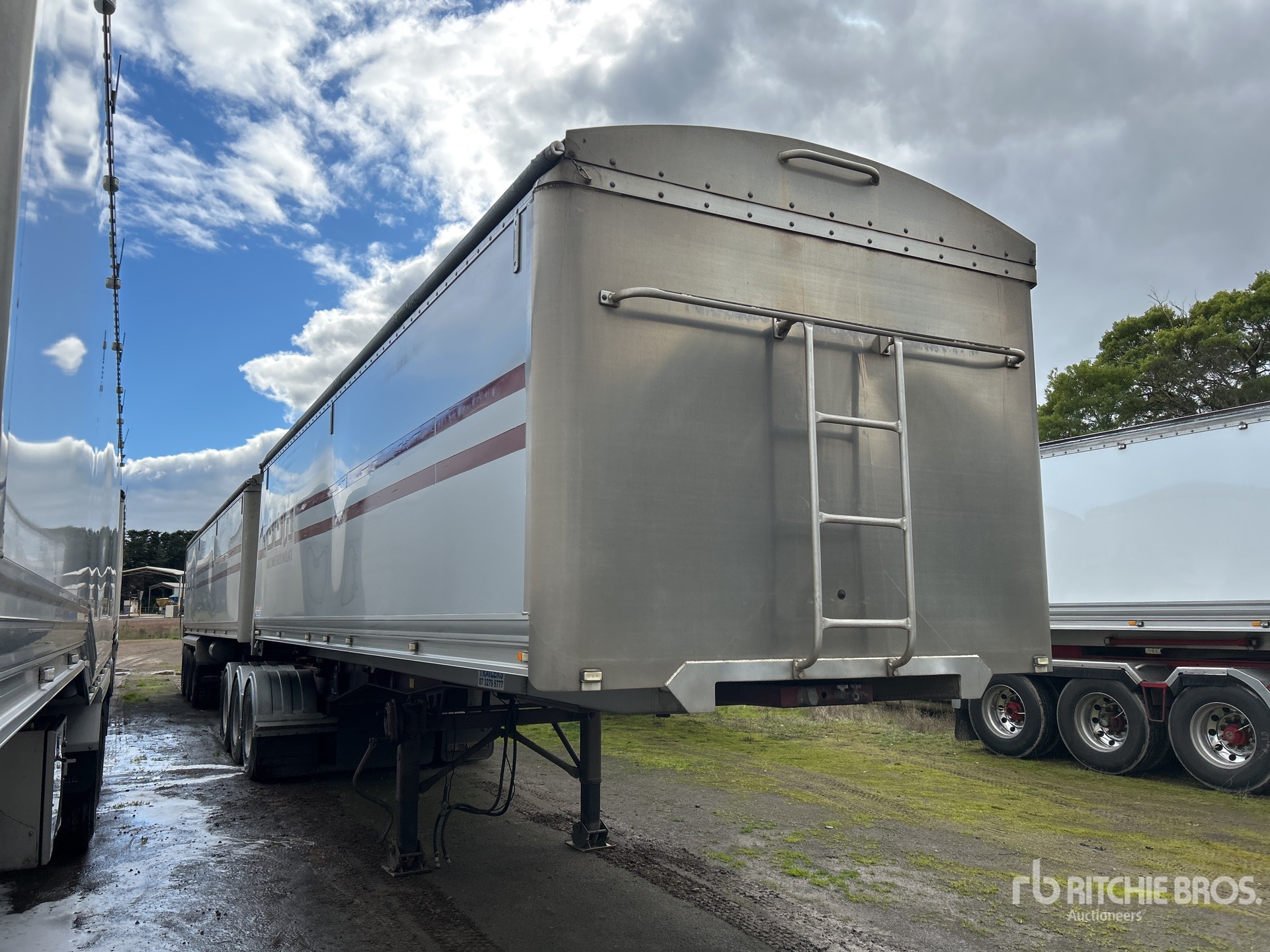 2009 Graham Lusty 7.9 m Tri/A B-Double Lead Sliding Tipping Trailer