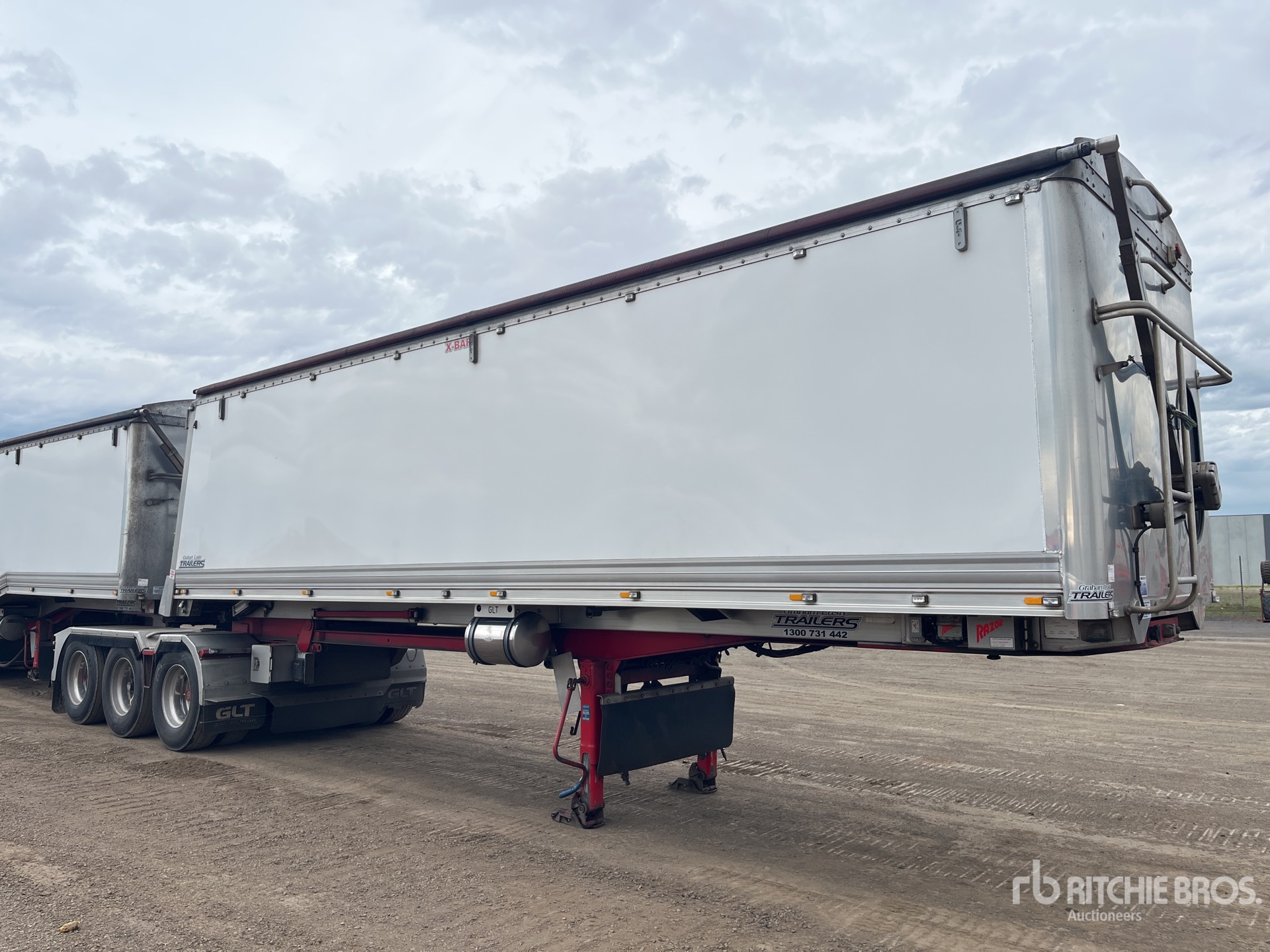 2021 GLT 8.6 m Tri/A B-Double Lead Sliding エンドダンプトレーラー