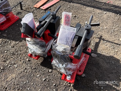 Quantity of (2) Multiquip Universal Bender Divers - Magasin, entrepôt, consommateur (Unused)