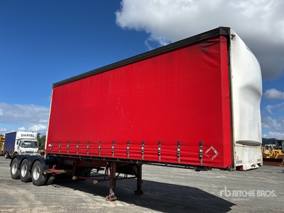 2003 Krueger 7.3 m Tri/A B-Double Lead Curtain Side Trailer