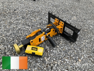 2025 GIYI GY-D680 Skid Steer Post Driver (Unused)