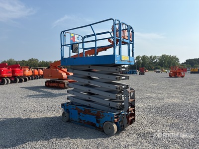 2015 Genie GS-4047 Electric Scissor Lift