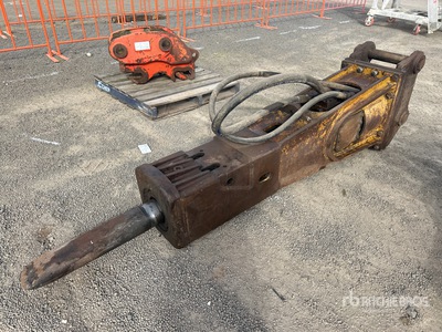 Indeco MES3000 Q/C Hydraulic Breaker