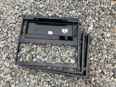 2025 GIYI Mini Fourches pour chargeuse à différentiel (Unused)