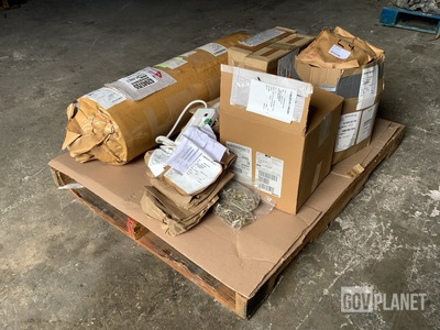 (25) Gaskets, (30) Plain Seals, (1) Wire Mesh & Assorted Items