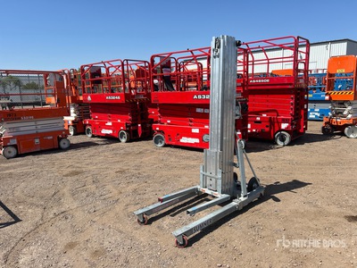 2023 Sumner 2124 Material Hoist