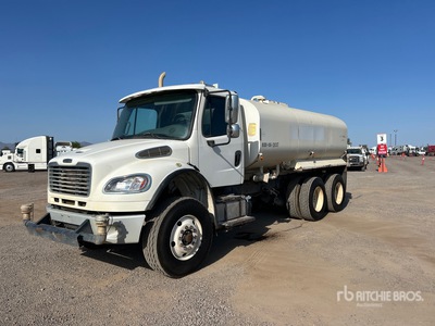 2016 Freightliner M2 106 4000 gal 6x4 Ciężarówka na wodę