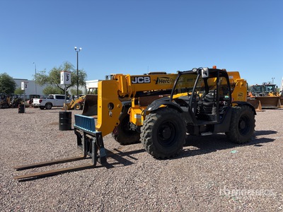 2022 JCB 509.42 を見 Telehandler