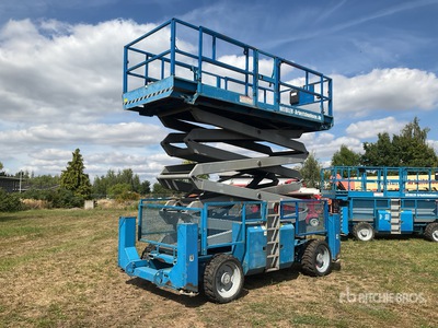 2007 Genie 4390RT 4x4 Diesel Scissor Lift