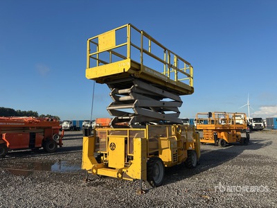 2007 Genie GS-5390 4x4 Diesel Scissor Lift