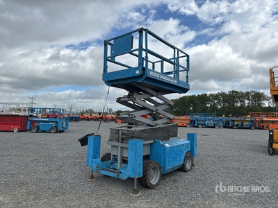 2007 Genie GS-3268 4x4 Diesel Scissor Lift