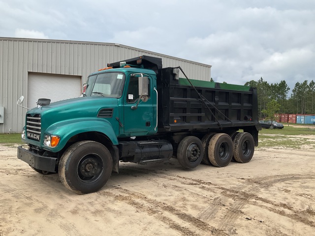 2006 Mack CV700 8x4 Tri/A Dump Truck