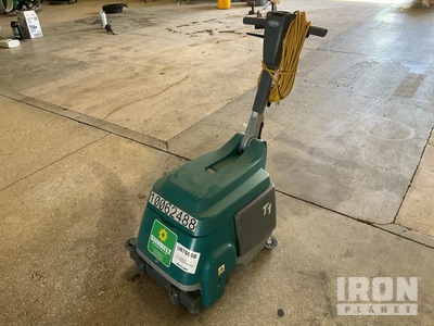 2018 Tennant T1 Walk-Behind Electric Scheuersaugmaschine