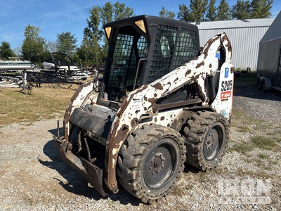 2012 Bobcat S205 Chargeuse à direction à glissement