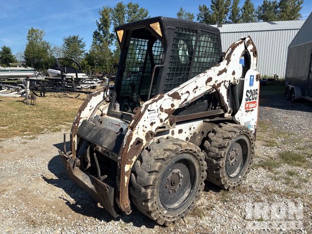 MINI CARGADOR SOBRE RUEDAS 2012 BOBCAT LOADER