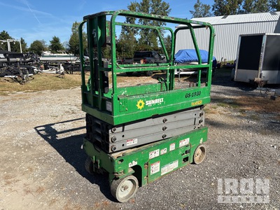 2016 (unverified) Genie GS-1930 Electric Scissor Lift