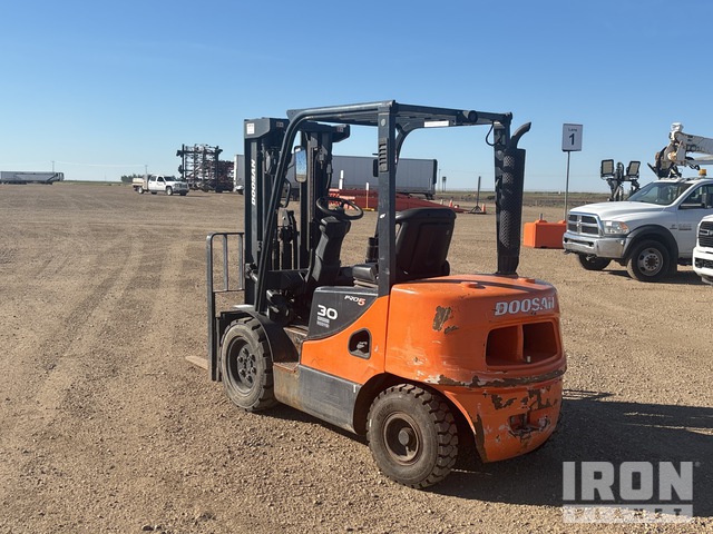 MONTACARGAS 2012 DOOSAN D30S5