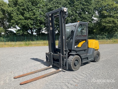 2008 OM Cartelli XD70 Forklift