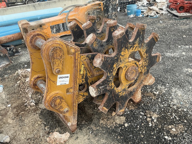 Rockland CW-36-Cat 325 36 in Q/C Excavator Compaction Wheel - Fits Cat B Linkage