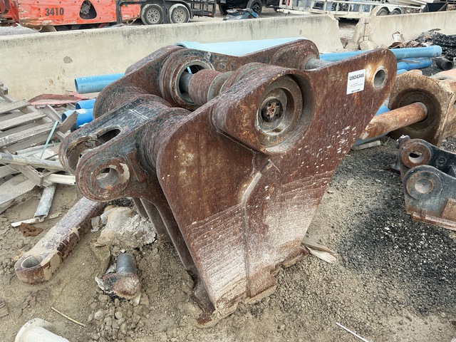 Genesis GMP 70-EC250 30 in Demolition Pulverizer