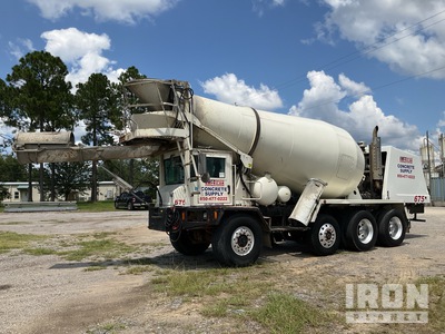 2017 Oshkosh FRONT PHOENIX 8x6 MIXER Front Discharge Camion hormigonera