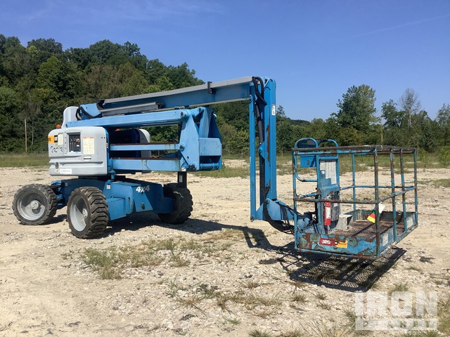 ELEVADOR ARTICULADO 2013 GENIE 4WD Z6034