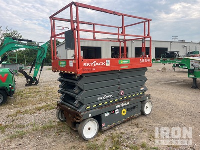 2016 Skyjack SJIII-4740 Electric Scissor Lift
