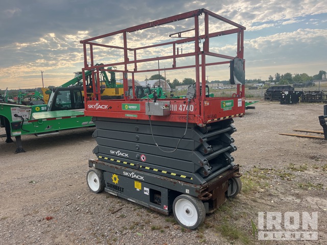 ELEVADOR TIJERA 2016 SKYJACK SJIII4740