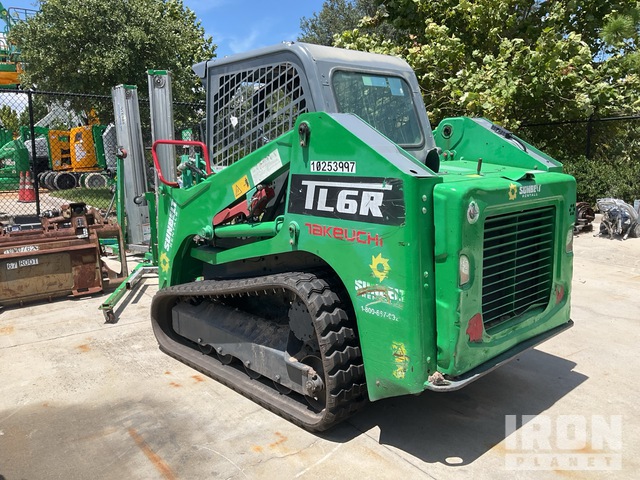 MINI CARGADOR SOBRE ORUGAS 2019 TAKEUCHI TL6R