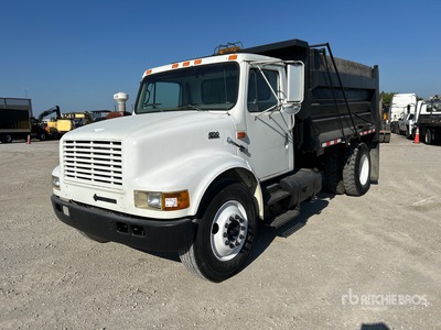2000 International 4700 4x2 Autocarro ribaltabile